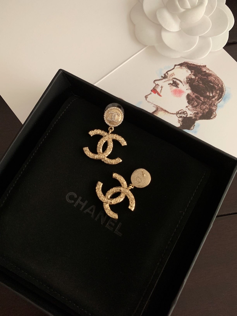 Ch**el earrings